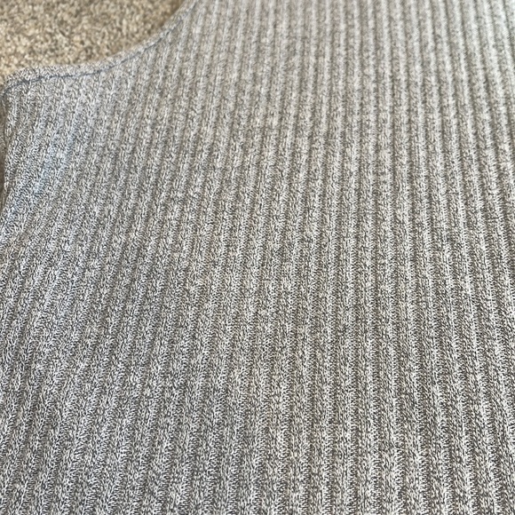 NWT Solid Ribbed Racerback Tank Tank - Picture 6 of 7